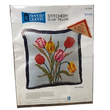 NIP Needle Queen Stitchery 14" x 14" Pillow Dutch Holiday Tulips Cross Stitch