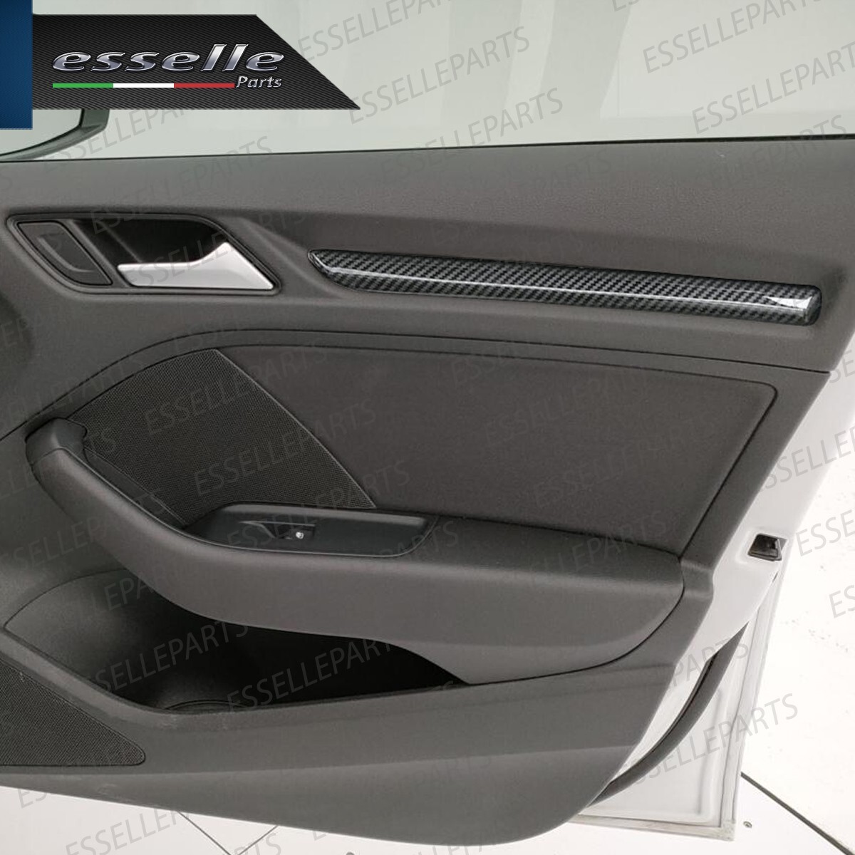 Grafiche Laterali per Auto: l’arte di personalizzare il tuo veicolo