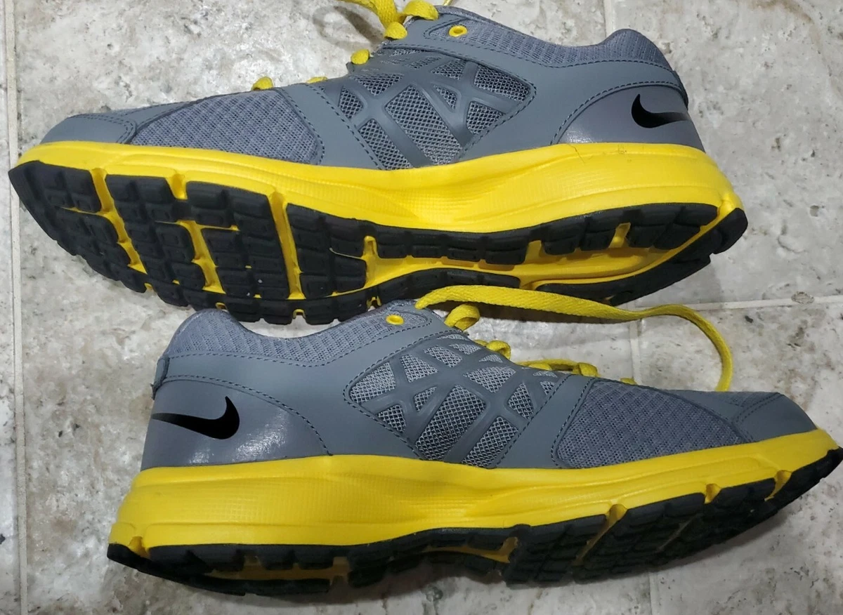 GORGEOUS 2011 NIKE AIR RELENTLESS 2 GRAY AND YELLOW SHOES MEN S