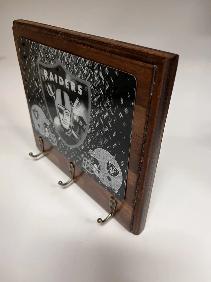 Las Vegas RAIDERS Rustic Wood Plaque Key Holder Man Cave Office wall decor - Image 3 of 4