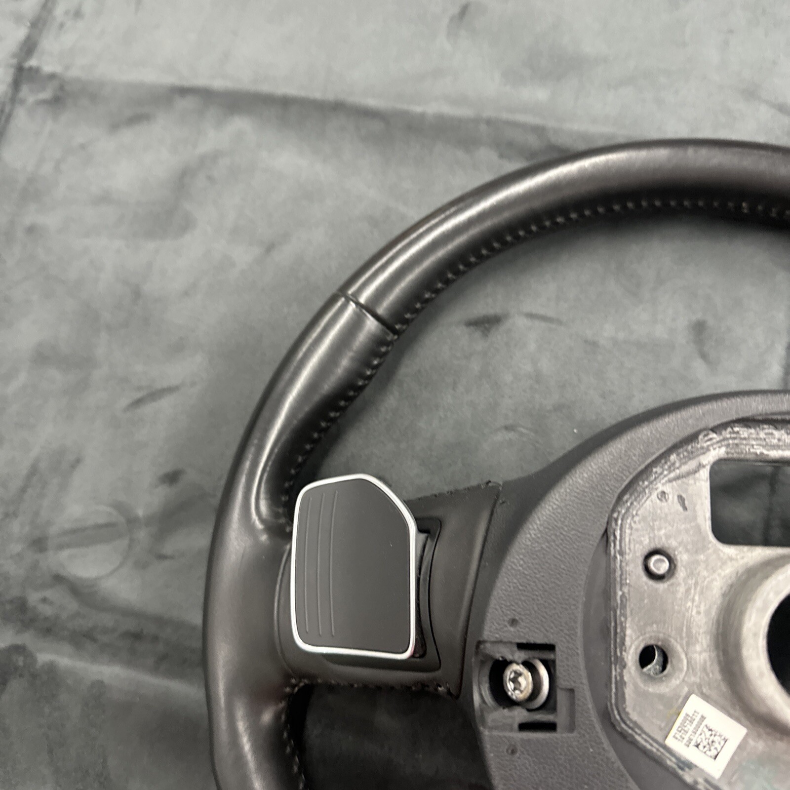 2008-2012 AUDI R8 BLACK LATHER STEERING WHEEL W/ PADDLE SHIFTERS OEM