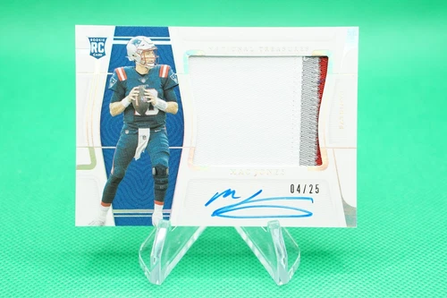 2021 National Treasures Rookie Material Auto Holo Silver /25 Mac Jones RPA BG6