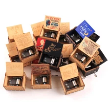 Retro Music Box Xmas Birthday Gift Toy For Kids Wooden Hand Cranked Handmade