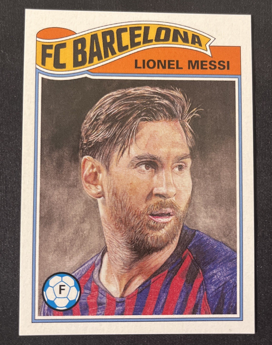 2019 Topps UCL Living Set #1 Lionel Messi UEFA Champions League FC Barcelona (F)