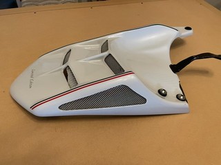 DUCATI 848 1098 1198 ABRAZADERA TRASERA PLÁSTICO BLANCO ESPECIAL