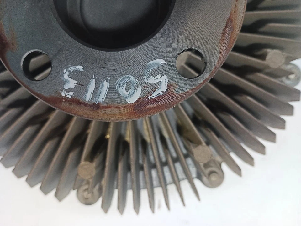 Муфта вентилятора от 2014 Toyota Tundra 5,7 л 11518308 - Изображение 4 из 4