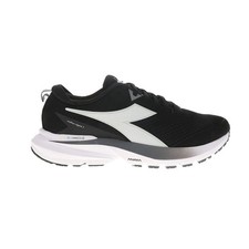 Image of New Diadora Mythos Blushield Vigore 3 Running  | 10.5M Men | Black | $175.00
