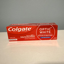 Colgate Optic White Stain Fighter Fluoride Toothpaste Clean Mint 4.2 oz