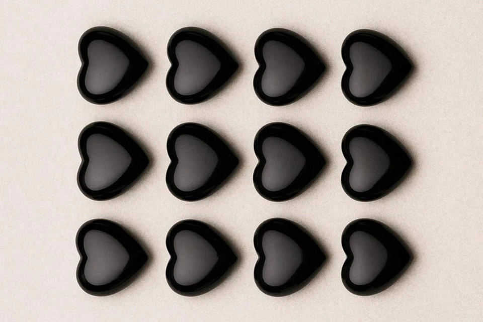 Natural Black Onyx Heart Cabochon Gemstone for Deep Black Elegant Jewelry Design - Image 4 of 4