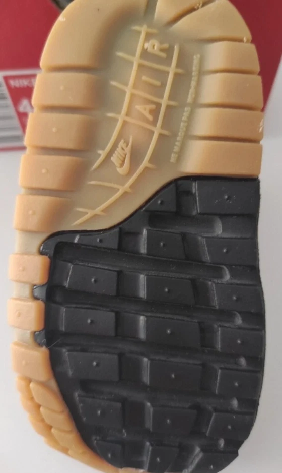 Nike Air Max 1 - Black SKU 807604008 Kids size 4c / 10cm / EU19.5 Like new - Imagen 2 de 4