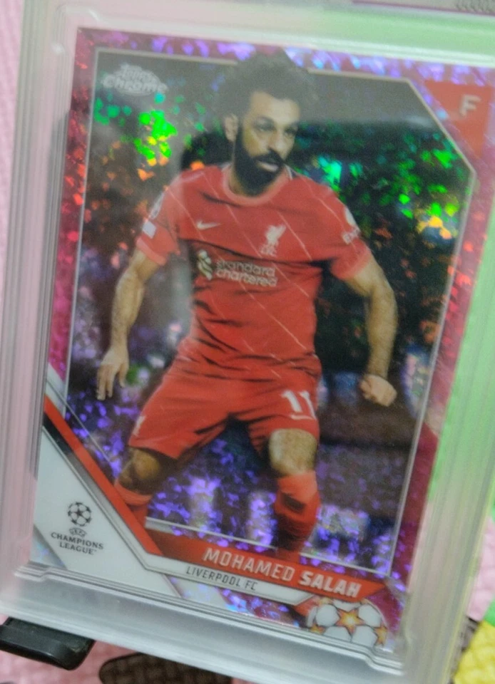 MOHAMED SALAH 2021-22 Topps Chrome UCL Refractor Pink-Diamond 16/175 (BGN-AU) - Image 3 of 4
