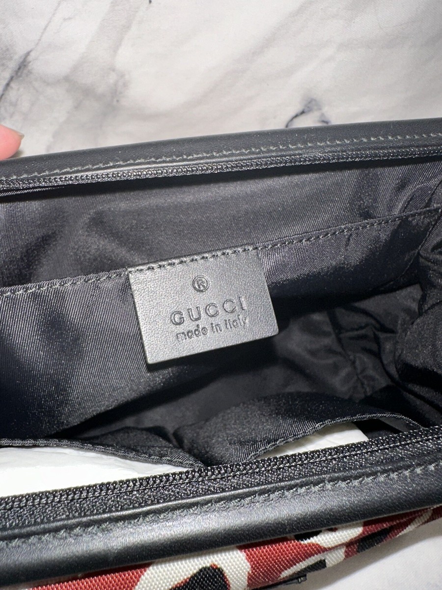 Gucci Cosmetic/Travel Case/Pouch mini leopard painting in Gucci Cosmetic/Travel Case/Pouch mini leopard painting in