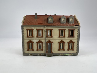 #ad #ad KleiWa European Town House N Scale Building Tan Brown Red Roof Fair Condition $6.23