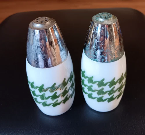 Vintage Gemco Salt and Pepper shakers Hounds tooth design
