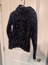 Lululemon Scuba Zip up Hoodie Sweater Top