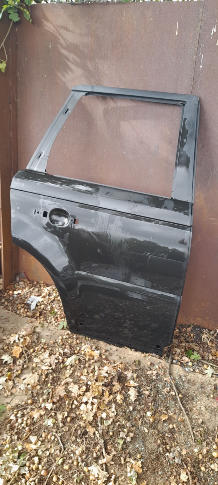 Picture 1 of 4