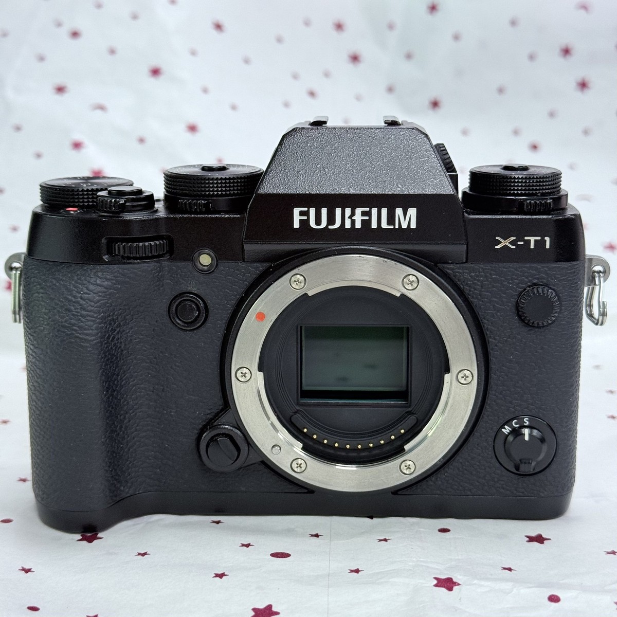 Fujifilm X-T1 16.3 MP Black Mirrorless Digital Camera Body Near 