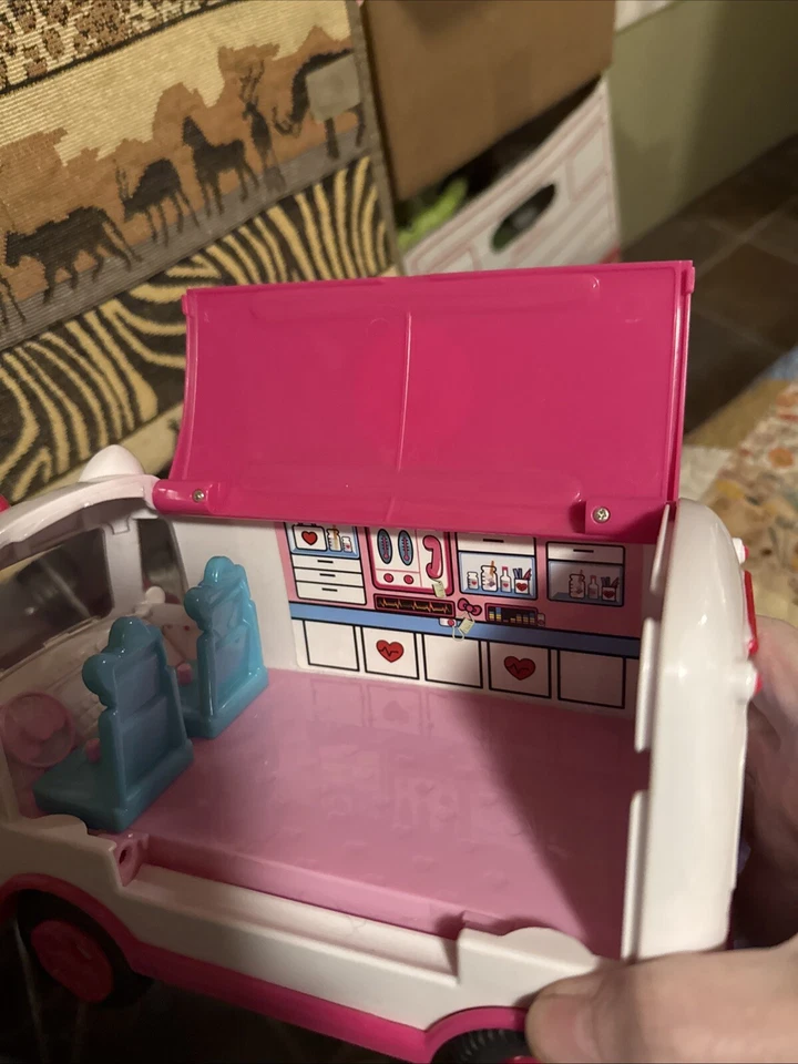 Hello Kitty спасения аварийный автобус + вертолет с 5 Hello Kitty фигурки неполный - Изображение 2 из 4