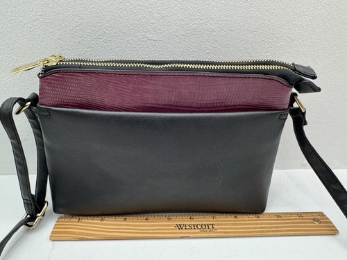 Pretty Plum/ Purple And Black Purse Pocket Book Lots Of Compartments Zipper/Snap - Picture 13 of 15
