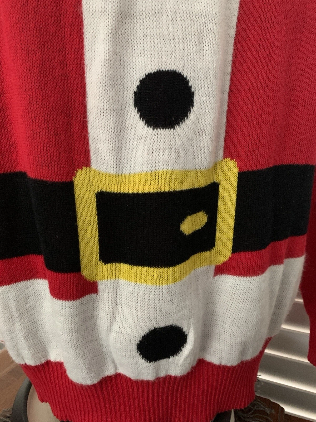 Holiday Sweater Size L Red Santa Mistletoe Ugly Christmas Unisex Women's