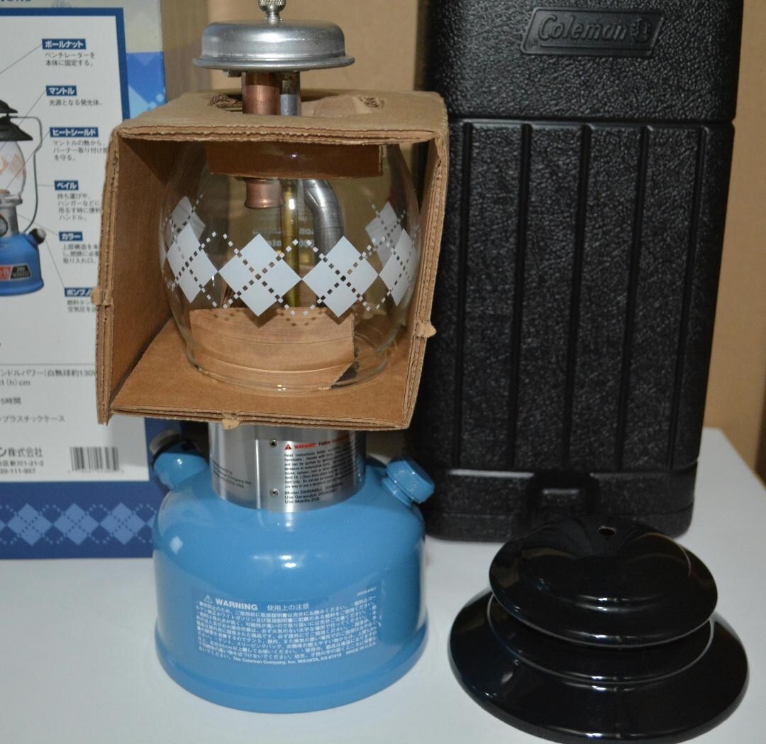 Coleman Seasons Lantern 2006 Winter Limited Edition Light