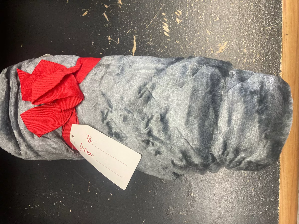 NEW CANNON FAUX FUR THROW SILVERY GREY