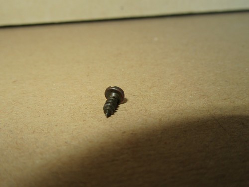 903P Politoys M 582 Italy 1 Screw Only Original for Mini Cooper 1:25 - Picture 2 of 2