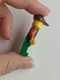 LEGO Castle Forestman Minifigure Lot River Fortress 6077 (1989) - 2 Figures 