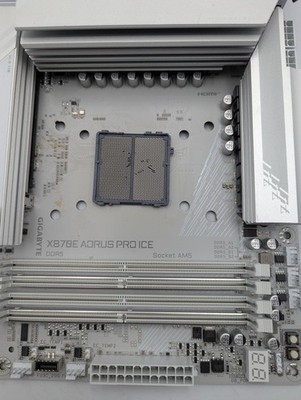 GIGABYTE X870E AORUS PRO ICE AMD AM5 LGA 1718 Motherboard PC1723382