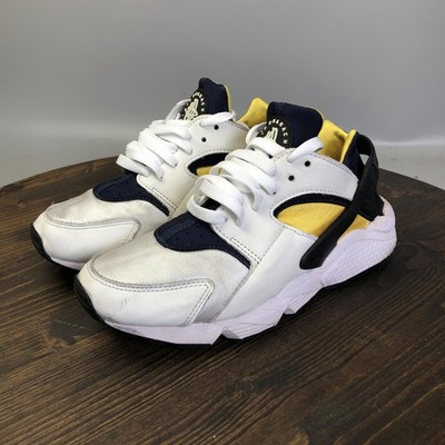 Nike Air Huarache Shoes Mens Size 8.5 White Yellow Navy Sneakers DD1068-107