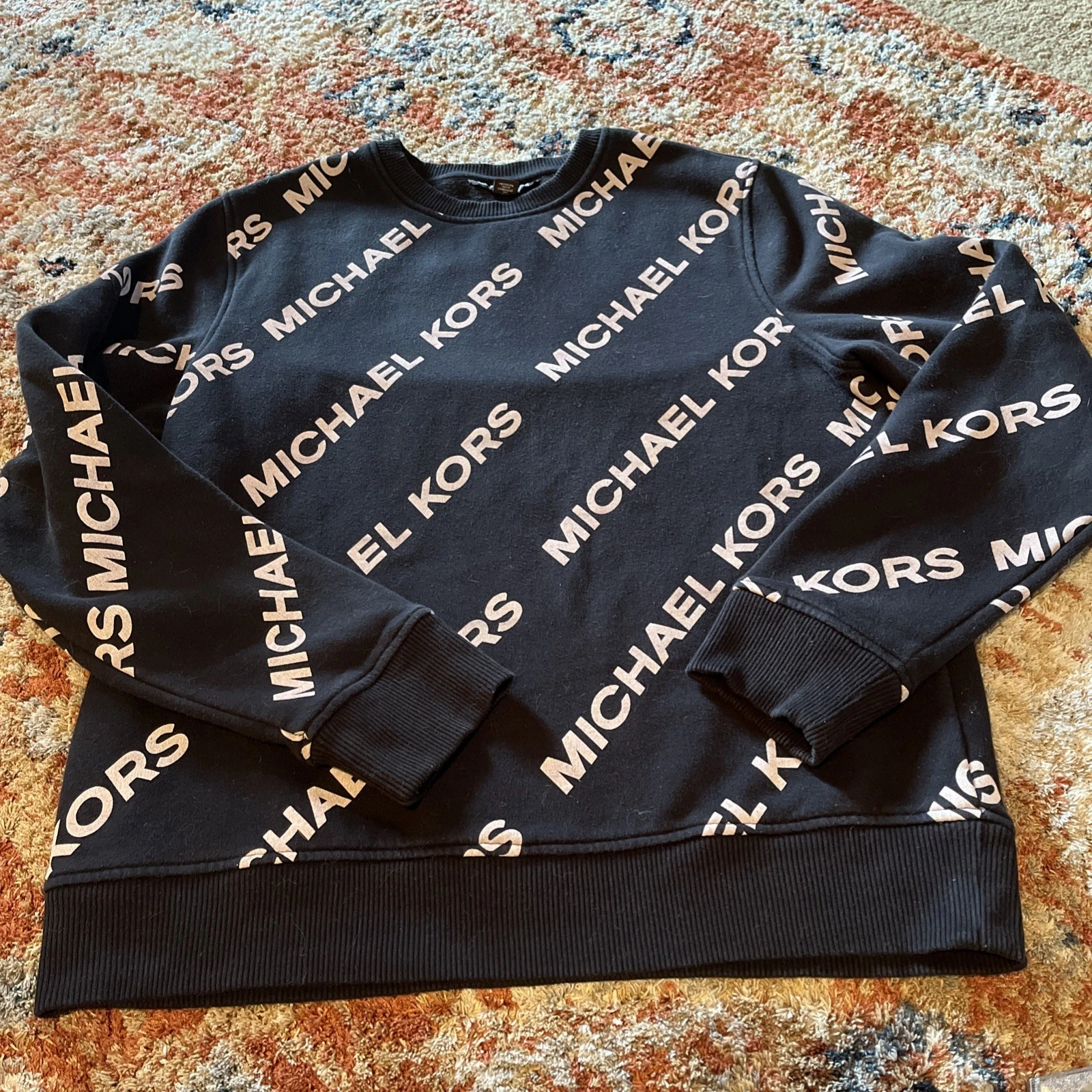 Felpa manica lunga Michael Kors monogramma verticale grande bianco e nero