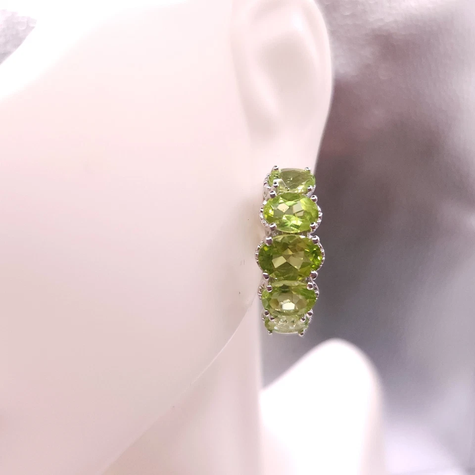 Vintage Sterling Silver Green Peridot Dangle Pierced Earrings - Image 4 of 4