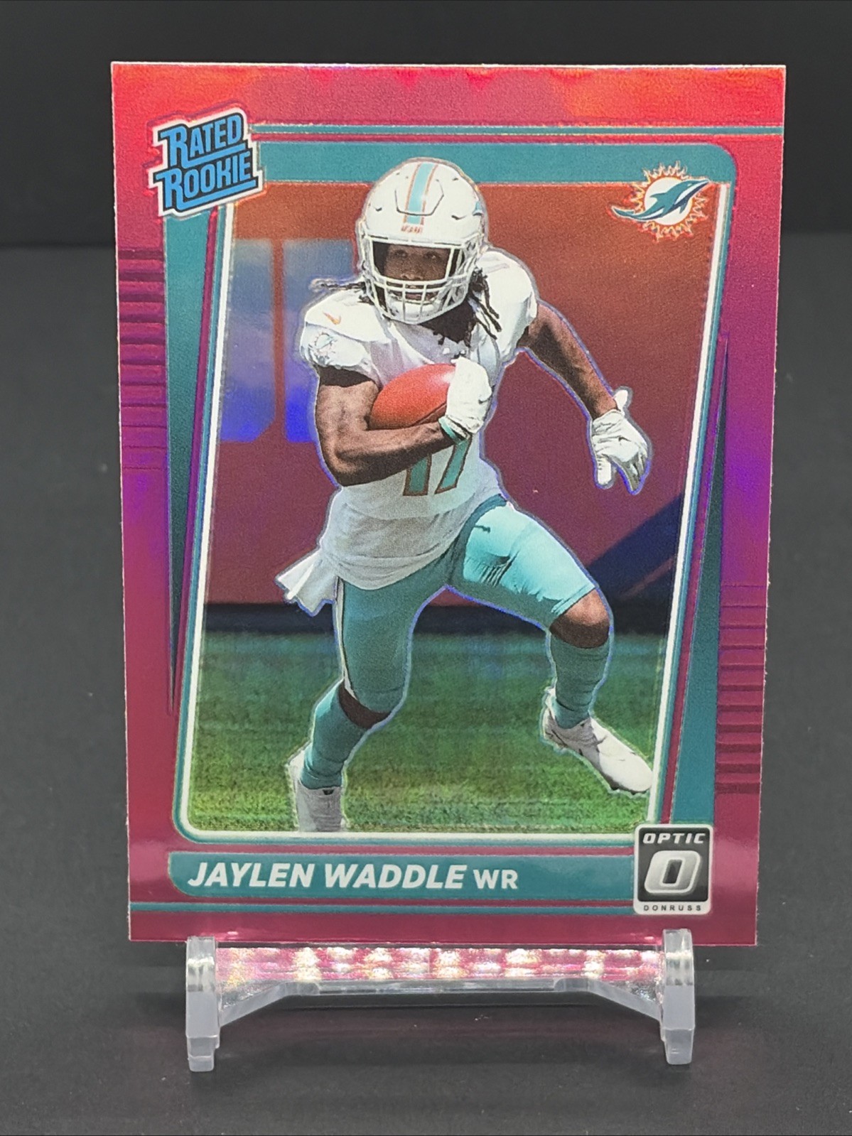 2021 Panini Donruss Optic - Rated Rookie Jaylen Waddle #208 Pink Prizm (RC)