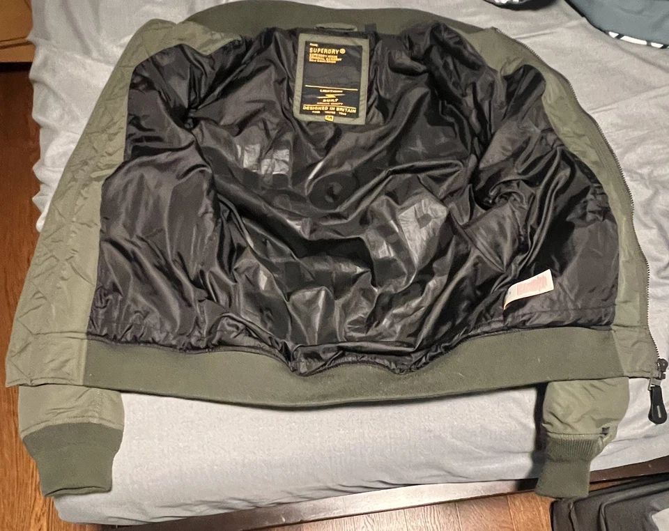 Superdry Hombre MA-1 Bomber Jacket Cremallera Completa Verde Oliva Foto 3 de 3