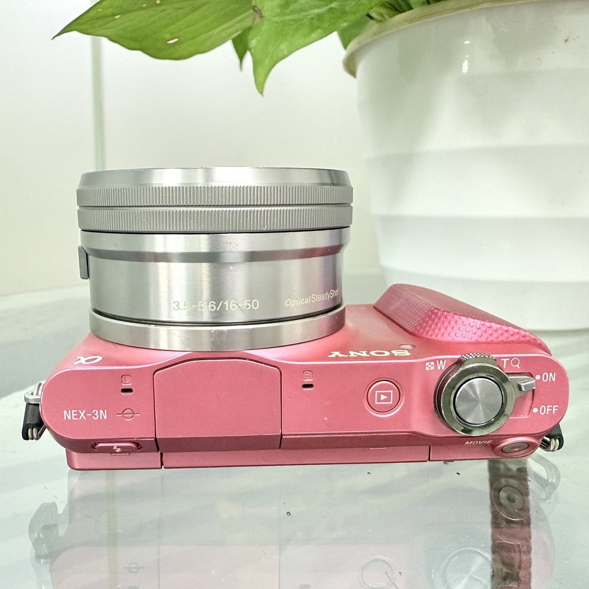 Sony Alpha NEX-3N 16.1 MP with 16-50mm F/3.5-5.6 Lens English Pink