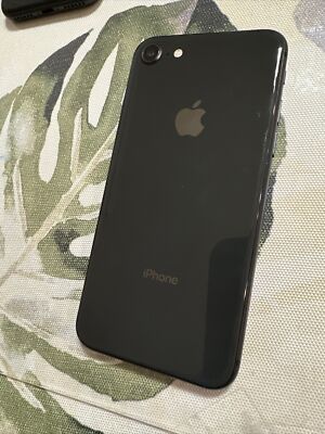 Apple iPhone 8 64gb Space Gray T-Mobile Mint Mobile iOS 13.3