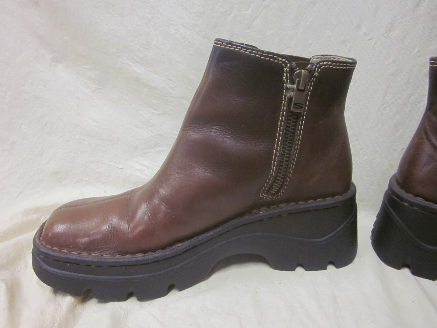 Vintage Skechers Chocolate Leather Side Zip Boots… - image 3