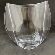 Crystalite Bohemia Czech Republic vase etched with bear paw 6"