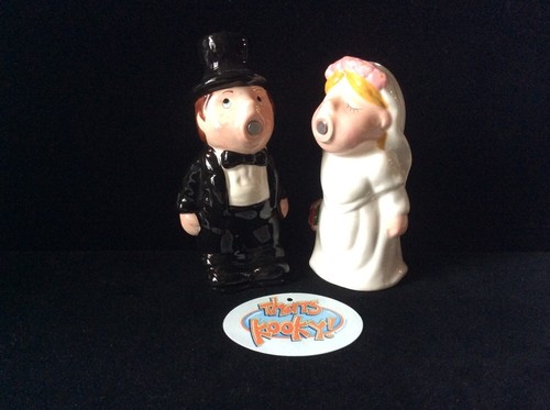 Bride & Groom Salt and Pepper Shakers - Great For Wedding or Anniversary Favors - Picture 2 of 12
