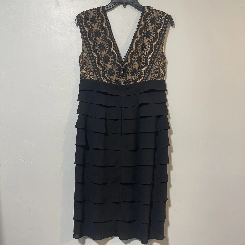 Vestido Adrianna Papell Mujer Talla 8 Negro Encaje y Volantes Cuello en V Funda Fiesta Foto 2 de 4