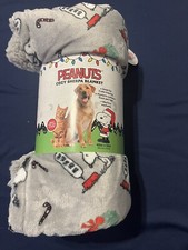 Peanuts Snoopy Christmas Pet Blanket 40in x 50in 101.6cm x 127cm 