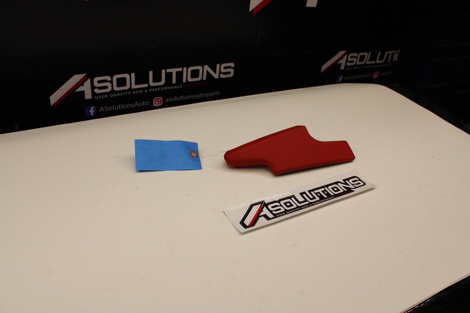 Lamborghini Huracan LP580 RH Dash Panel Front Section 4T1857037C OEM Red