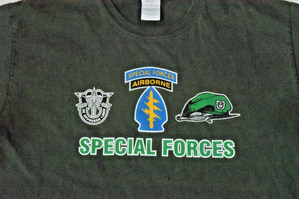 Camiseta De Colección Gildan Talla L Y2K Ejército de Estados Unidos Fuerzas Especiales Aerotransportadas Verde Militar Foto 3 de 4