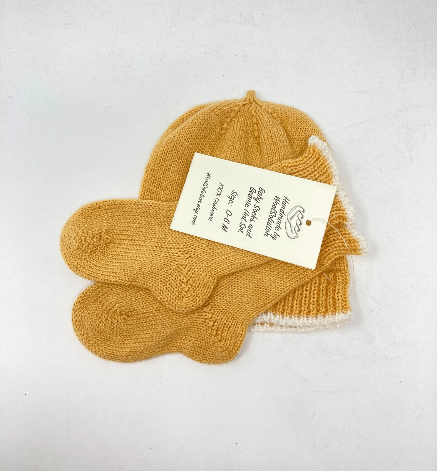 100% Cashmere Baby Beanie Hat and Socks Set - 0-6 M - NWT