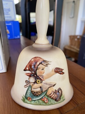 M.J Hummel Annual Bell 1979 2nd Edition