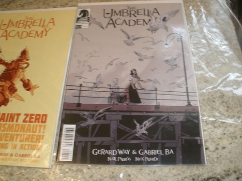 3 THE UMBRELLA ACADEMY COMIC BOOKS # 1, 4, 4 - Picture 3 of 3