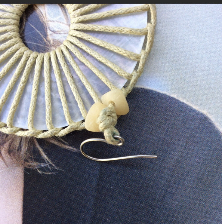 Abalone Shell Stone Circle Shaped Macrame Crochet… - image 4