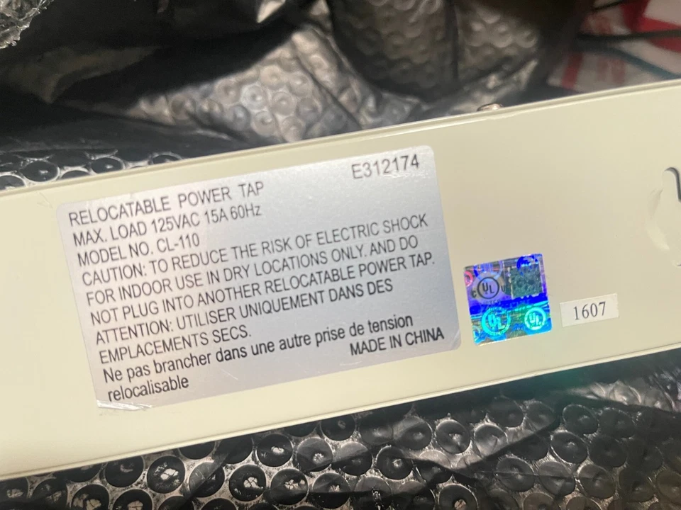 Fellowes ALL METAL 6 outlet Surge Protector 6ft CL-110 125VAC 15A E312174(T5) - Image 4 of 4