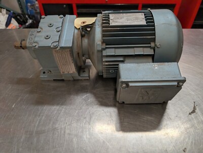 Sew-Eurodrive (DFT90LF) w/ Gearbox 5.06 Ratio (R37DT90L4)