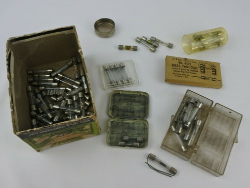 Vintage LOT BUSS LITTLEFUSE KILLARK INTERNATIONAL Sicherungen Theken Display Dosen NOS - Bild 12 von 12